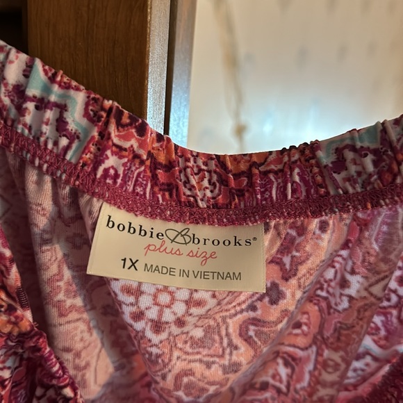 NWT Bobby Brooks womens  boho cold shoulder top - Picture 3 of 4